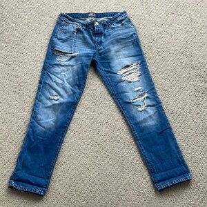 Abercrombie and Fitch Ames slim boyfriend jeans